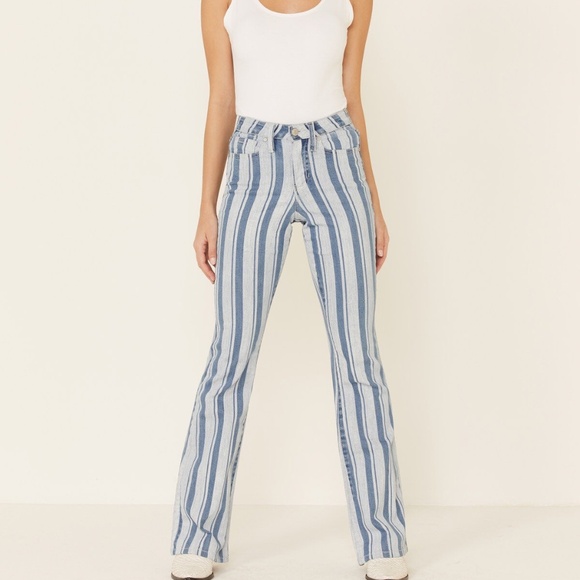 Shyanne Blue Striped Bootcut Jeans EUC - Picture 9 of 9
